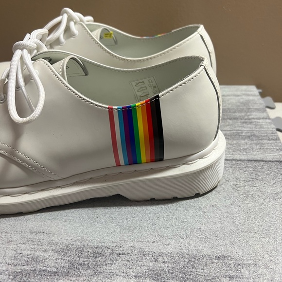Dr. Martens For Pride Oxford Shoes - White Smooth Leather - Size 9 - Picture 6 of 12